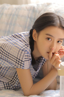 女式开襟睡衣裙子做双人运动